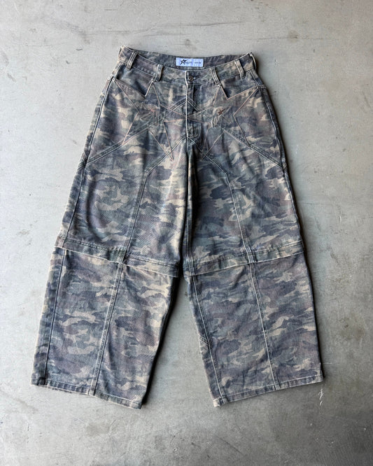 Camo logo pocket convertible jeans