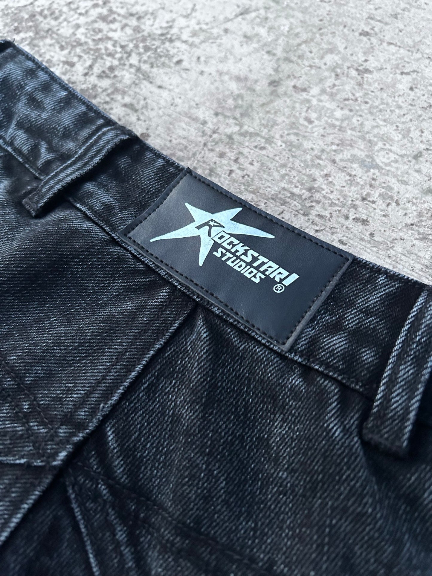 "Rstar" logo pocket convertible jeans (black)